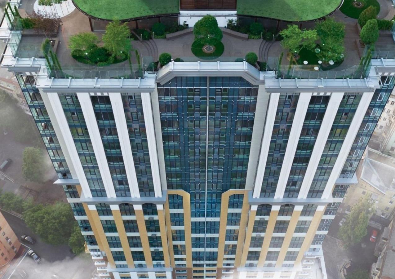 Royal Tower Luxurious Smart Residence キエフ エクステリア 写真