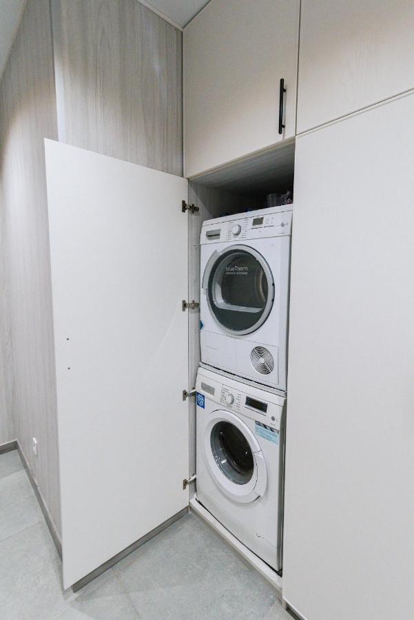 Royal Tower Luxurious Smart Residence キエフ エクステリア 写真